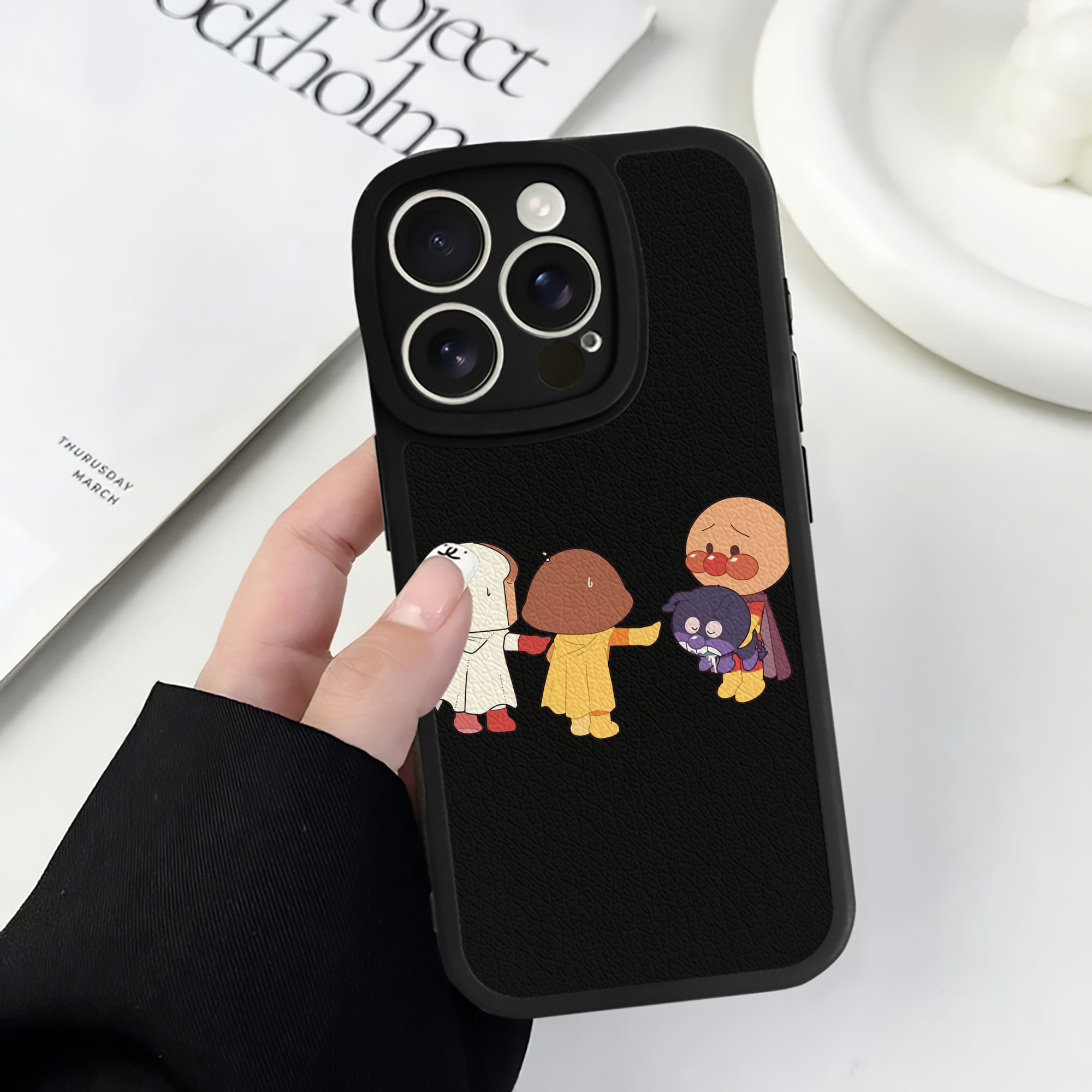 （画像用） アンパンマン Anpanman 【iPhone 16シリーズ対応】シリコンスマホケース（レザー調） 材質：シリコン